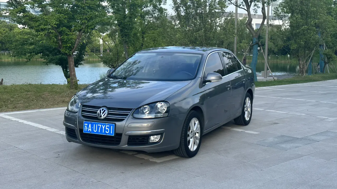 Volkswagen Sagitar