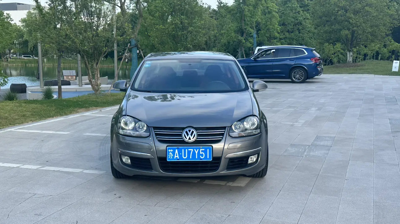 Volkswagen Sagitar