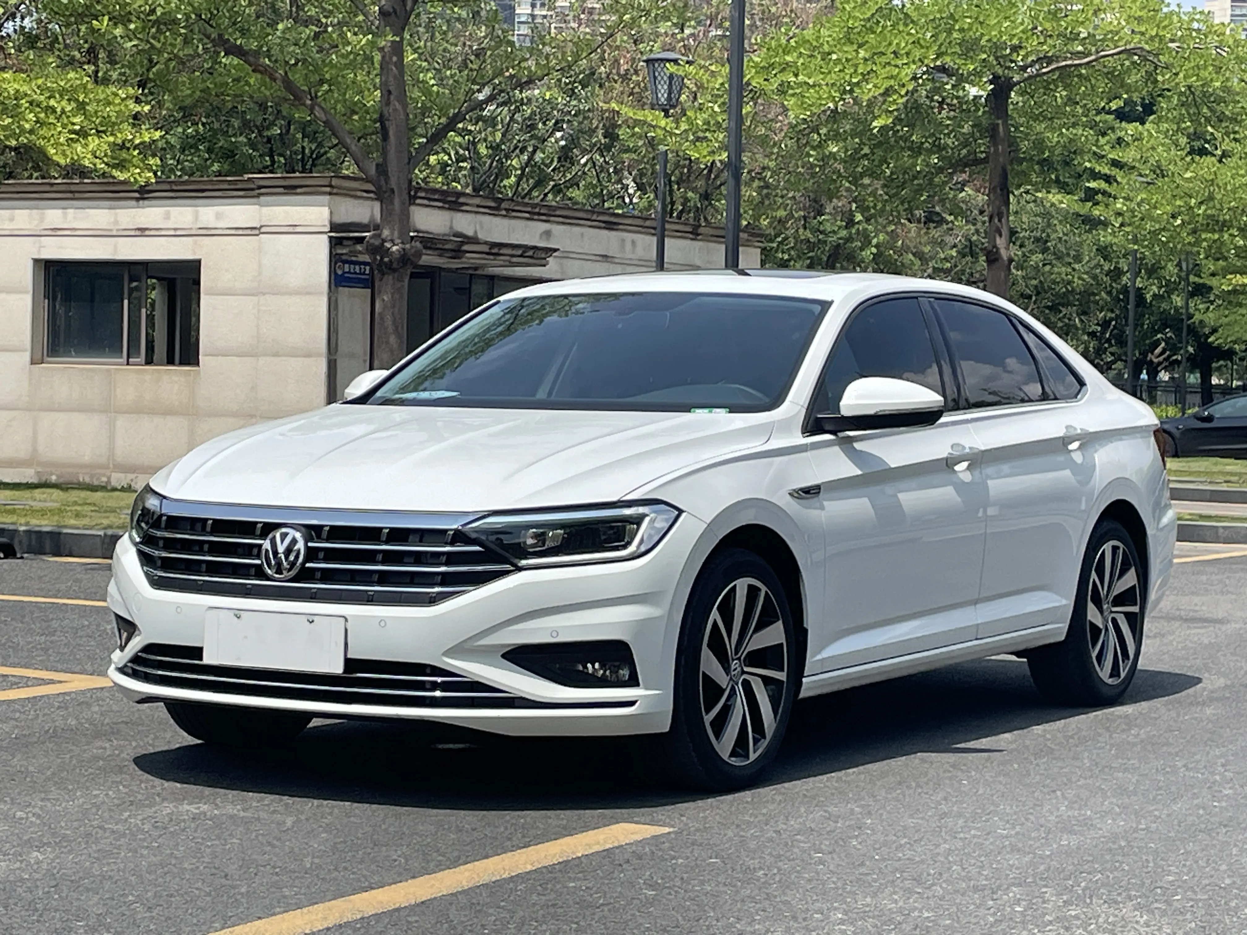 Volkswagen Sagitar