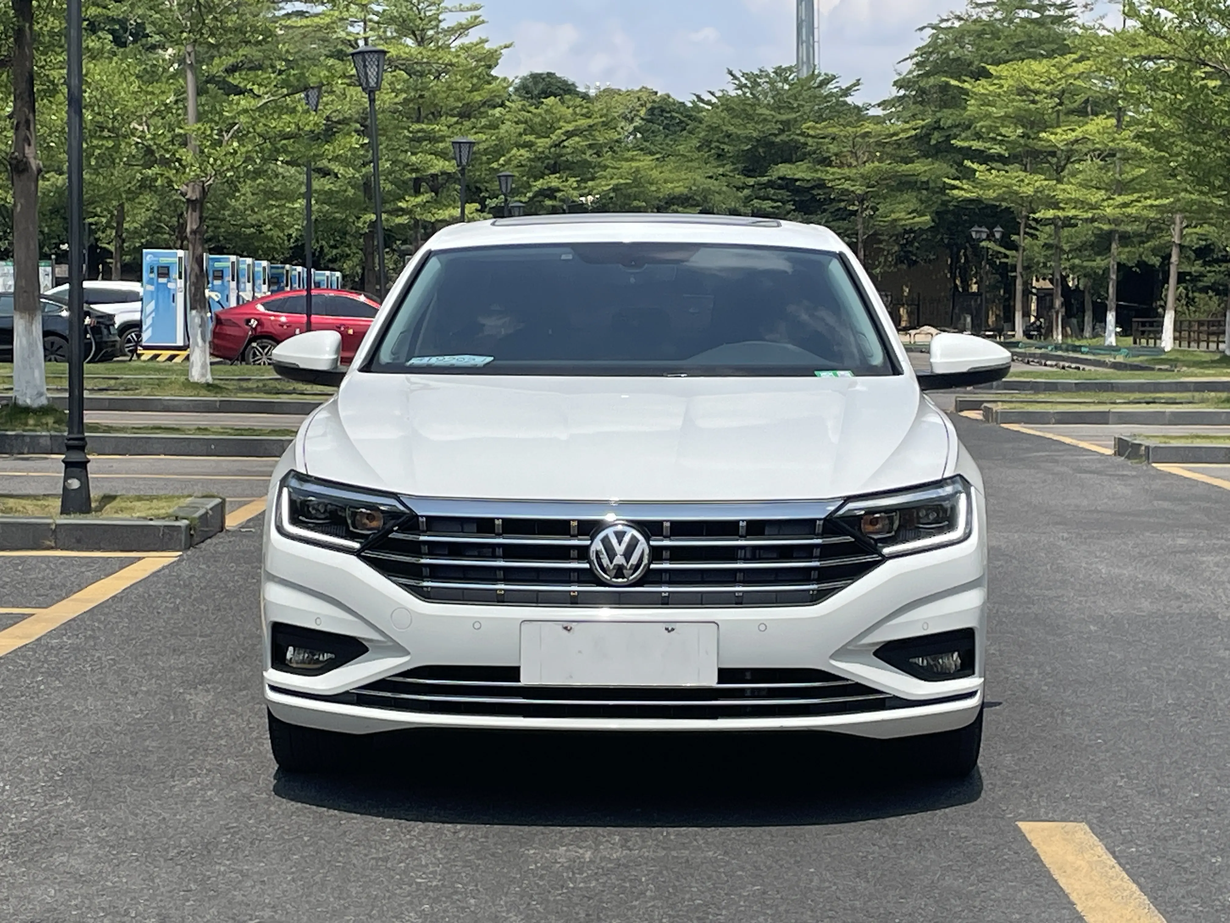 Volkswagen Sagitar