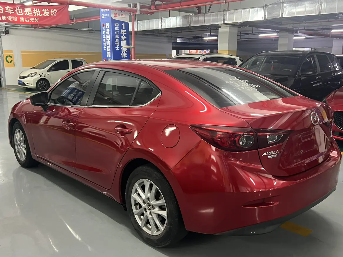 Mazda Axela