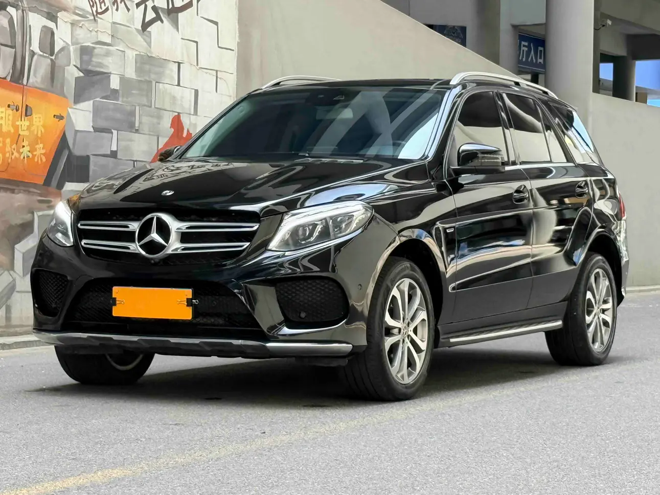 Mercedes-Benz GLE (Imported)