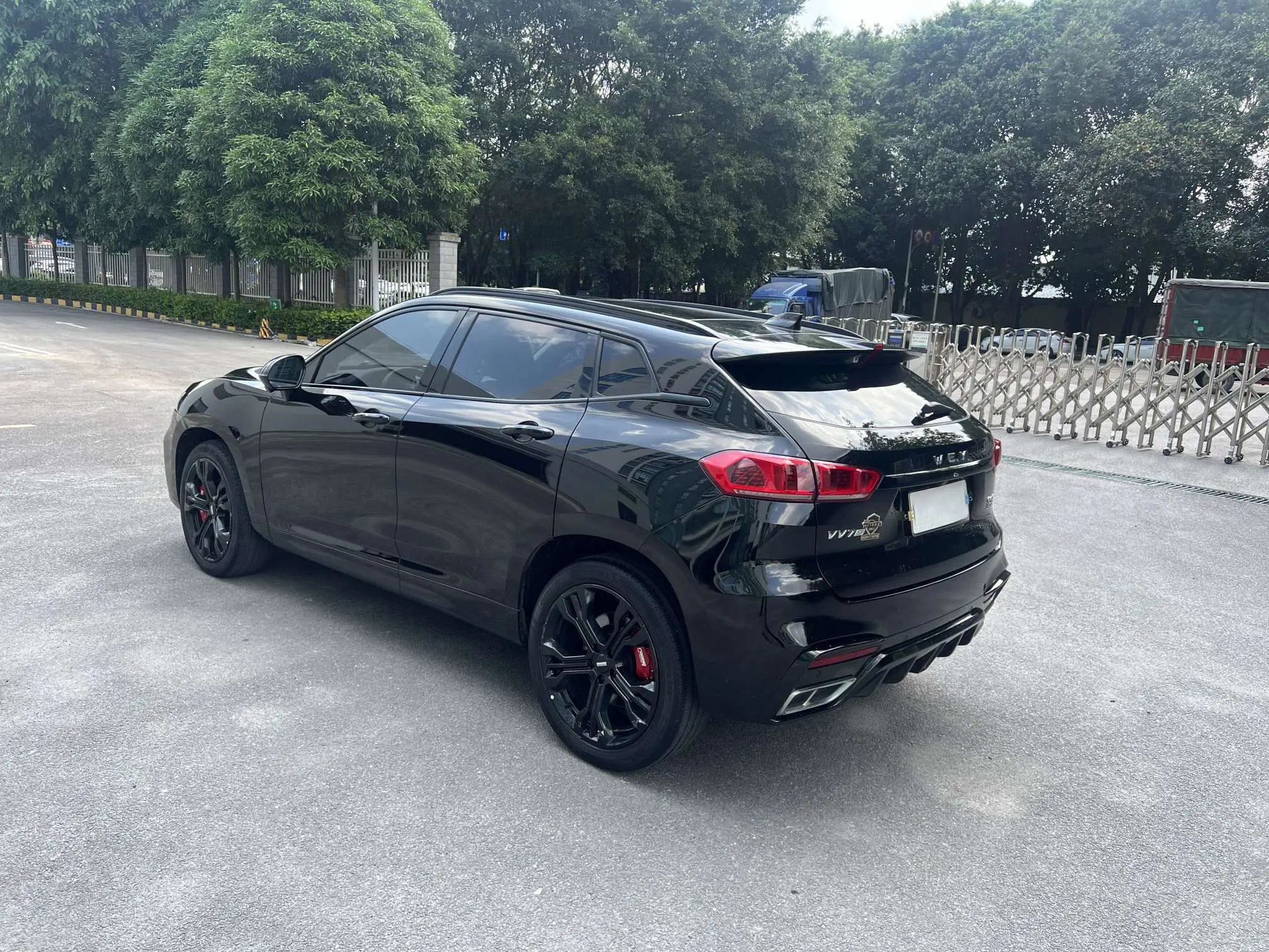 Wey Wei brand VV7