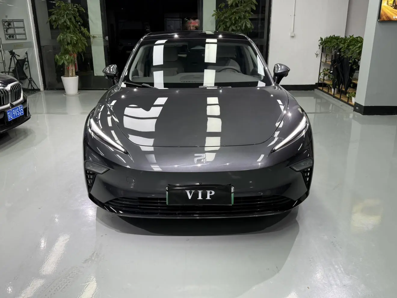 Rising Auto Feifan F7