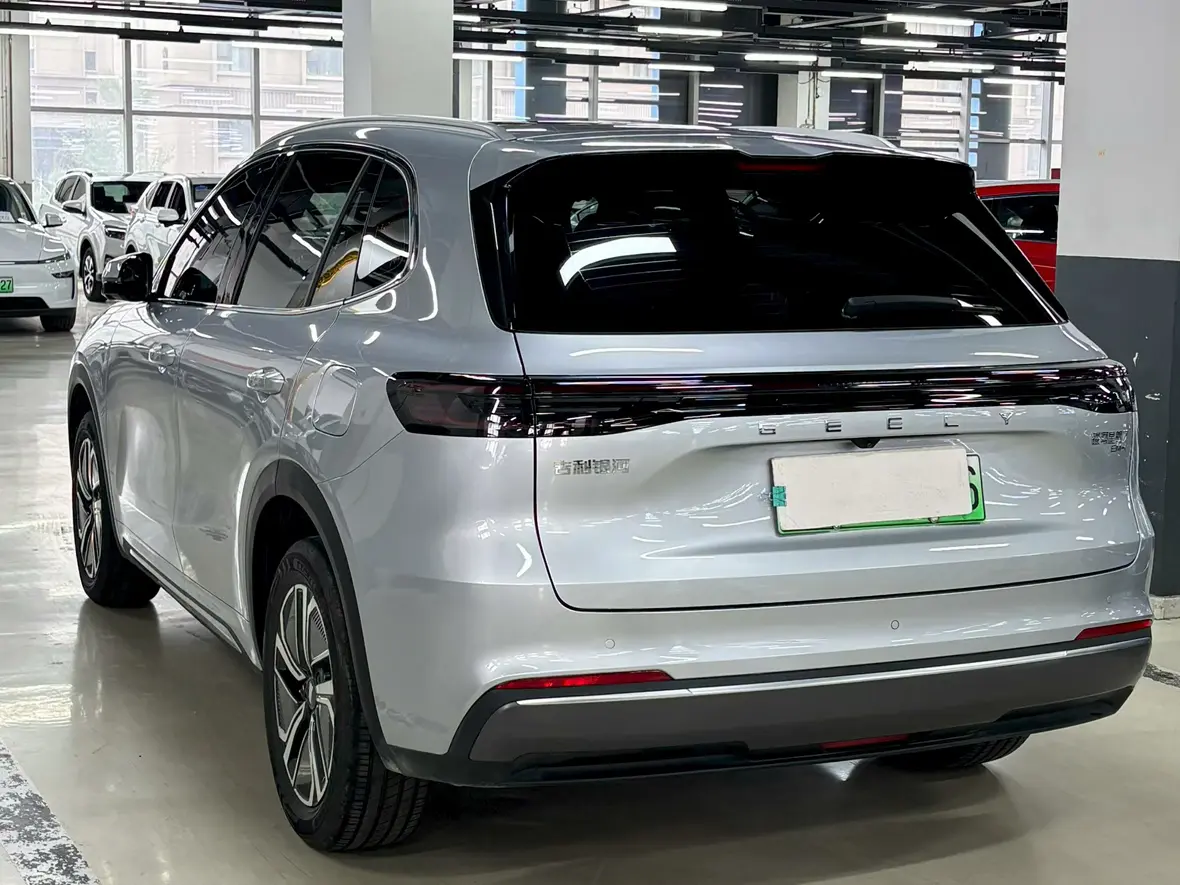 Geely Galaxy Starship 7 EM-i