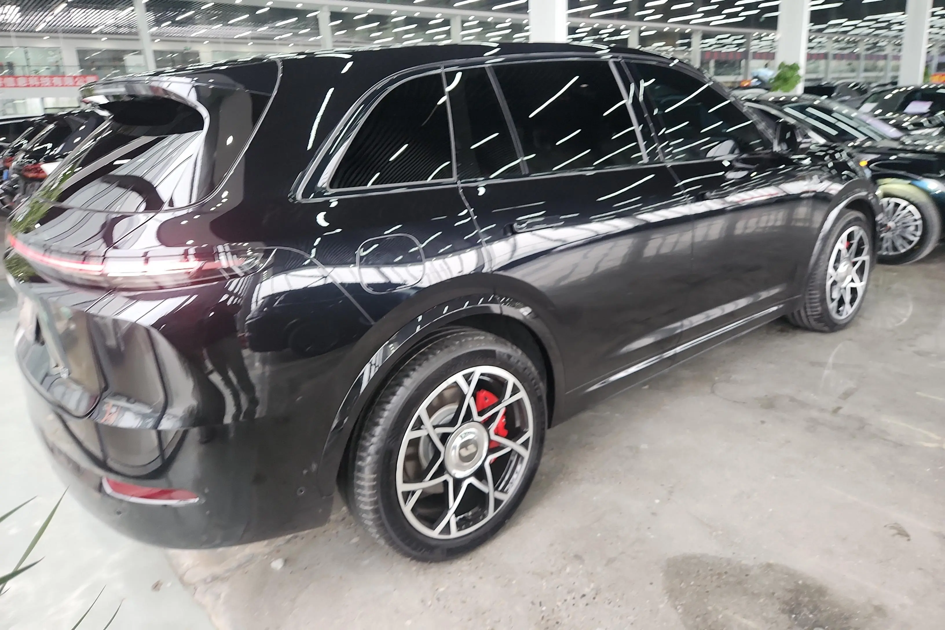 Lixiang L7