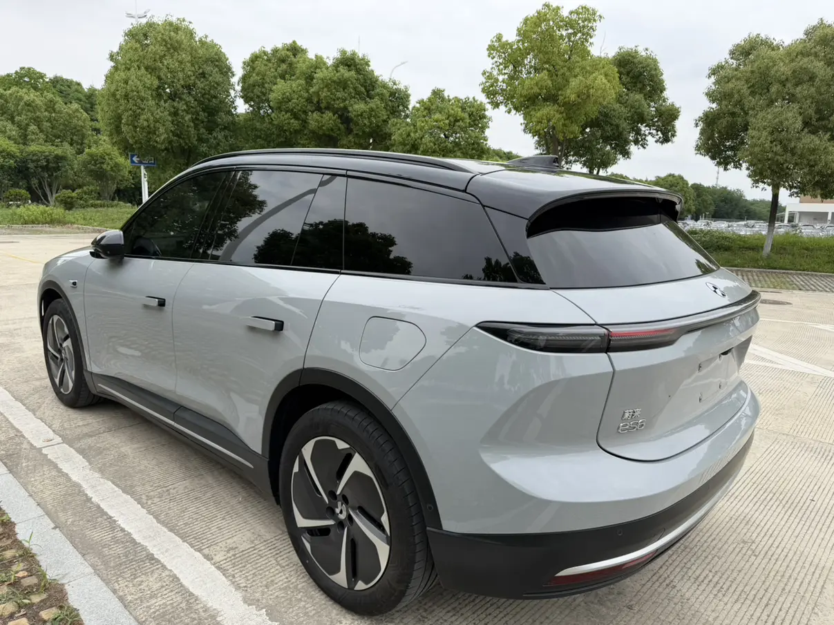 NIO ES6