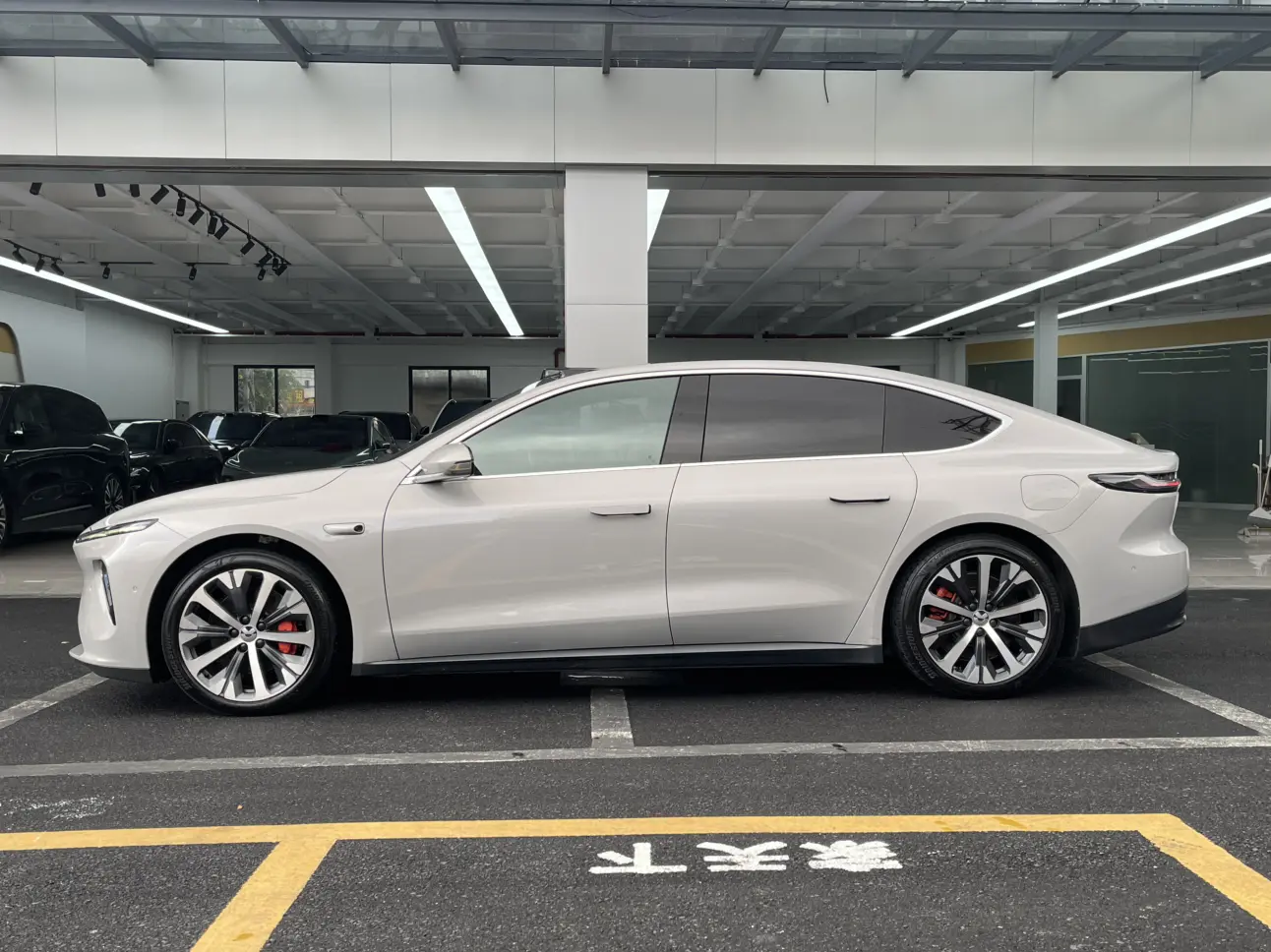 NIO ET7