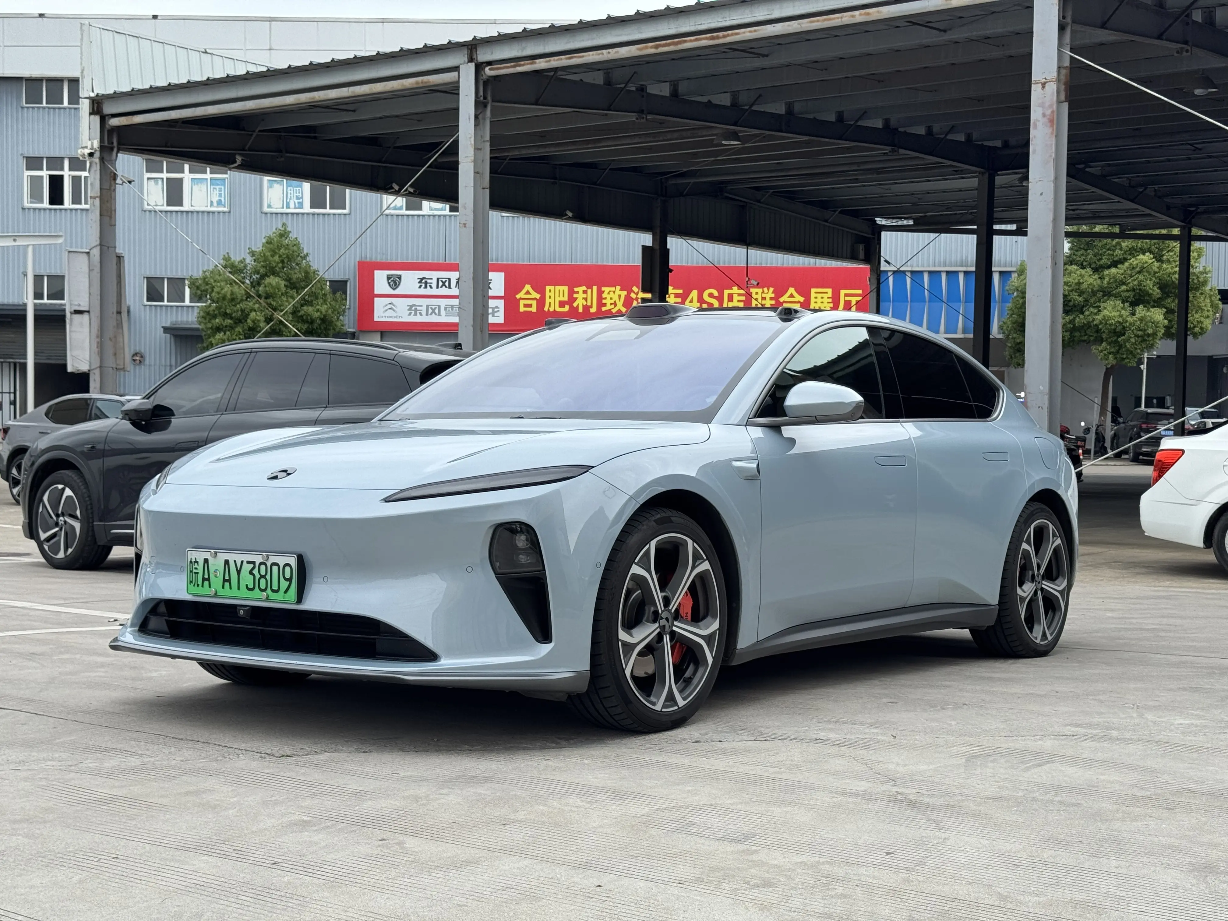NIO ET5
