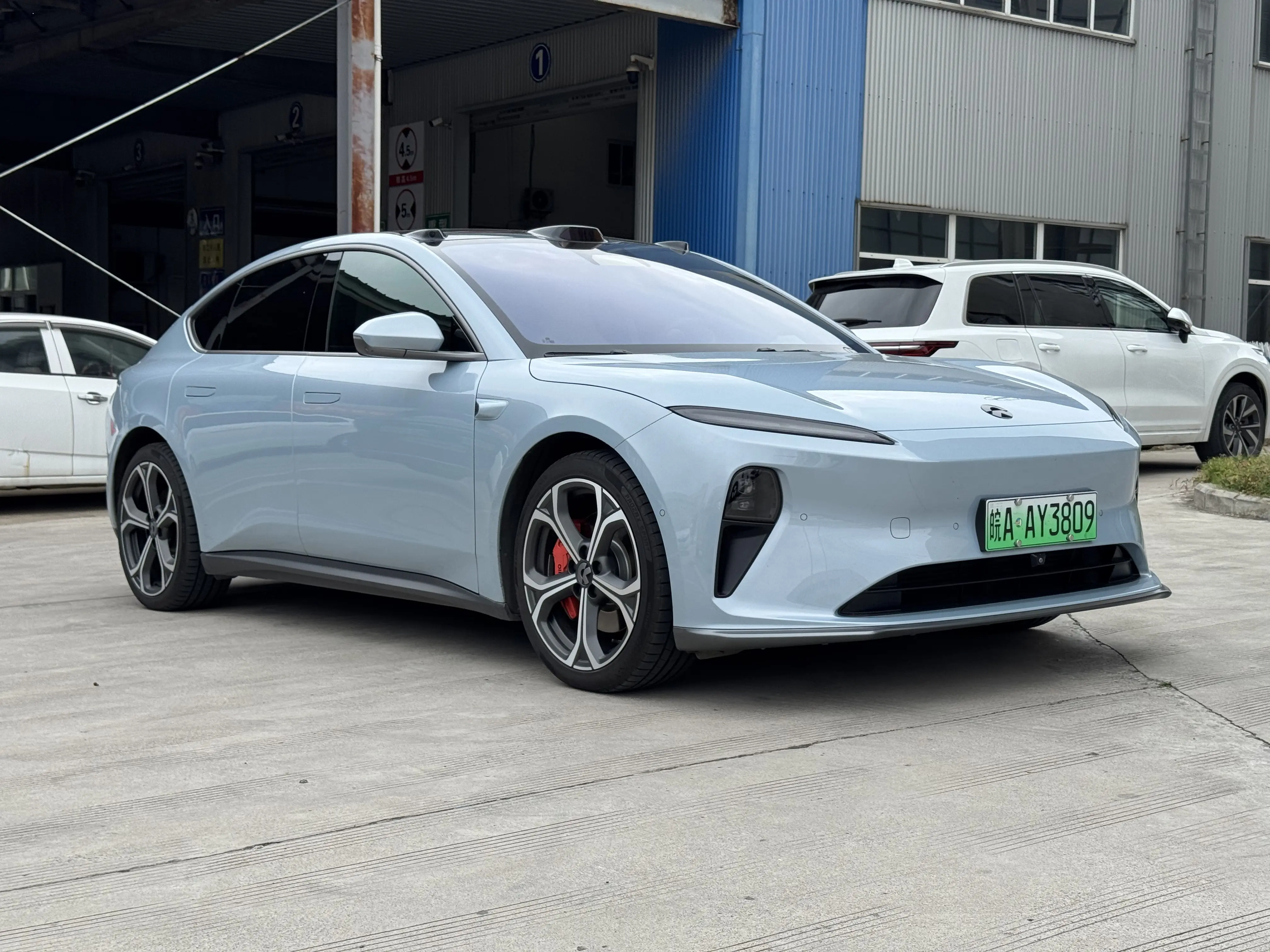 NIO ET5
