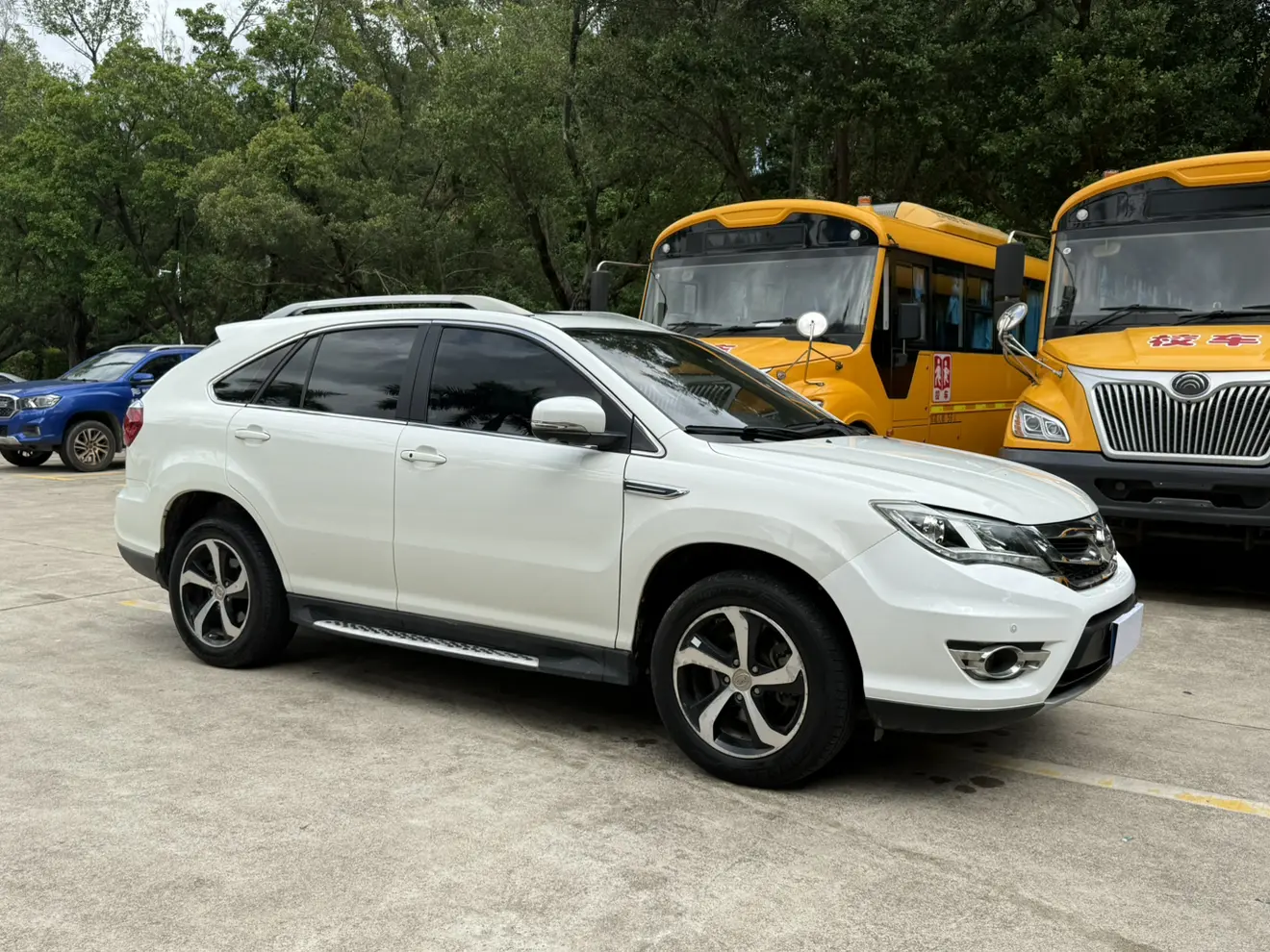 BYD S7