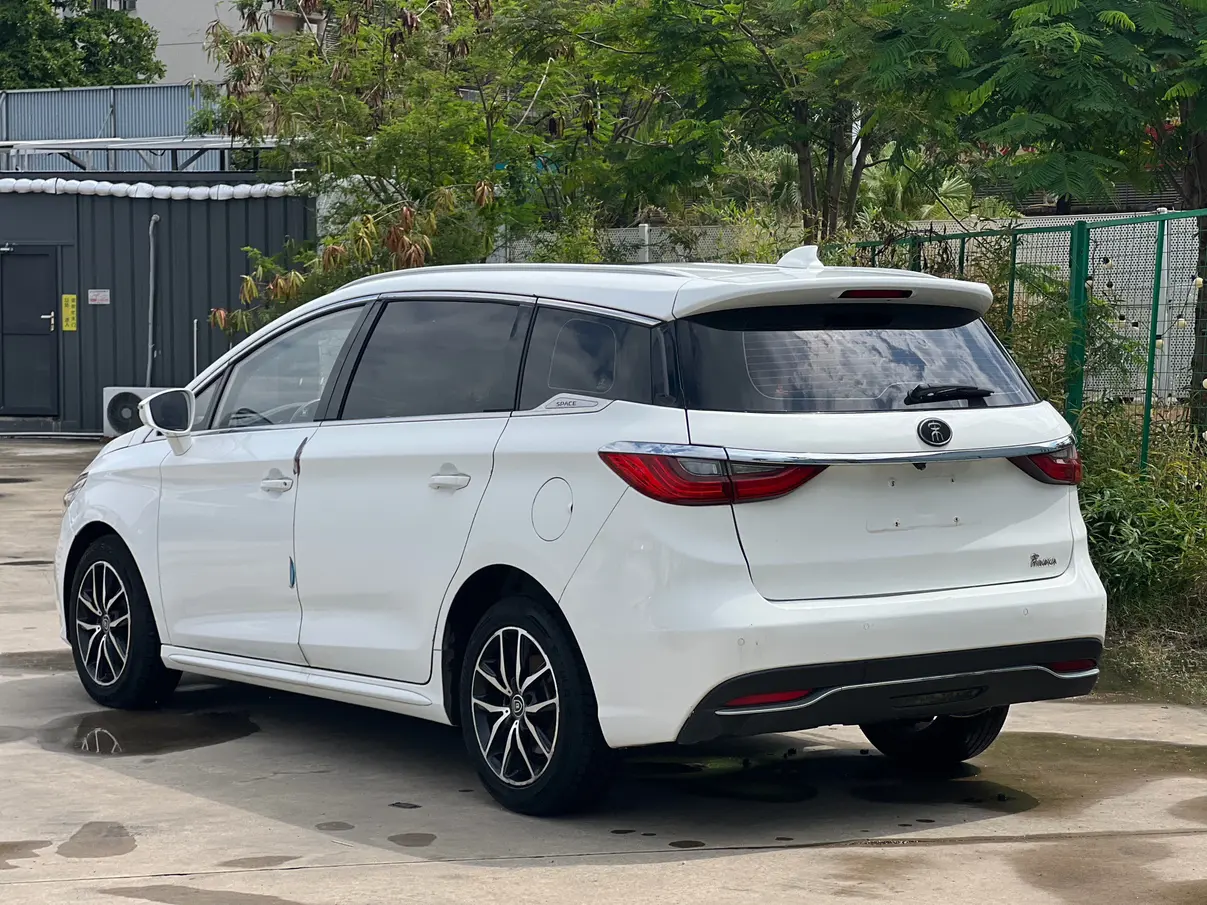 BYD Song MAX