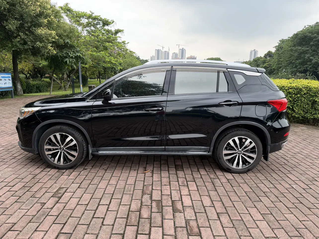 GAC Trumpchi GS4 PHEV