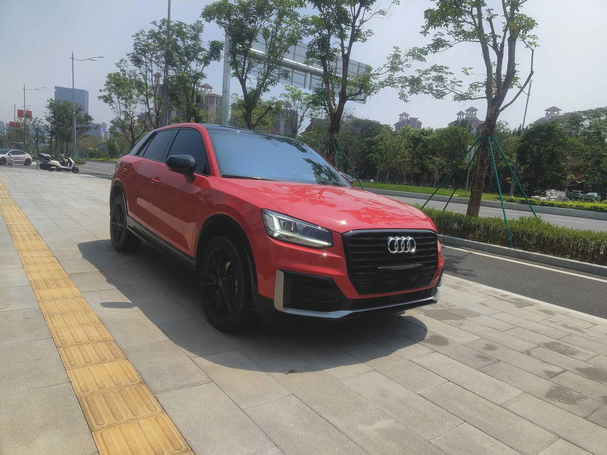 Audi Q2L