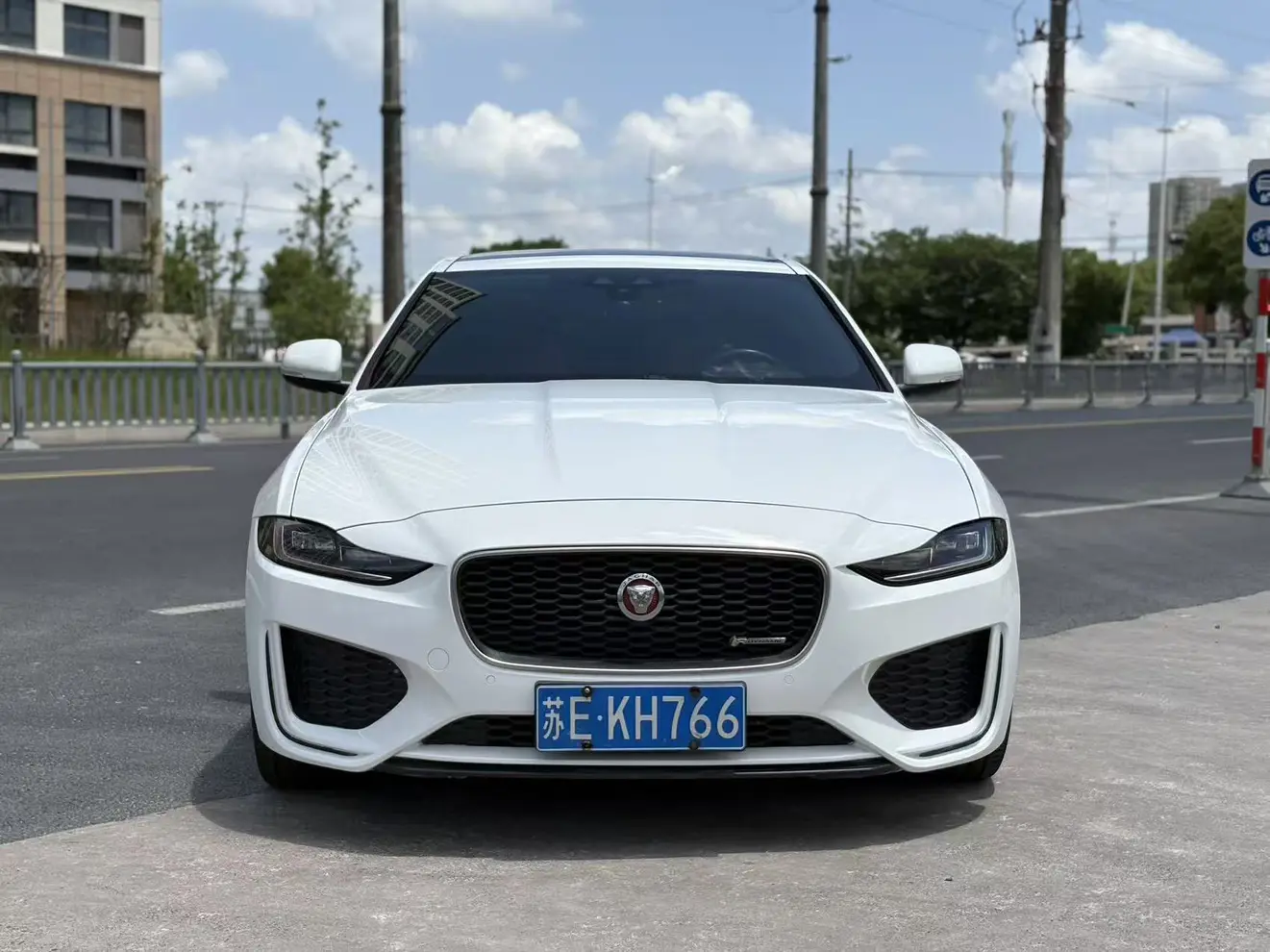 Jaguar XEL