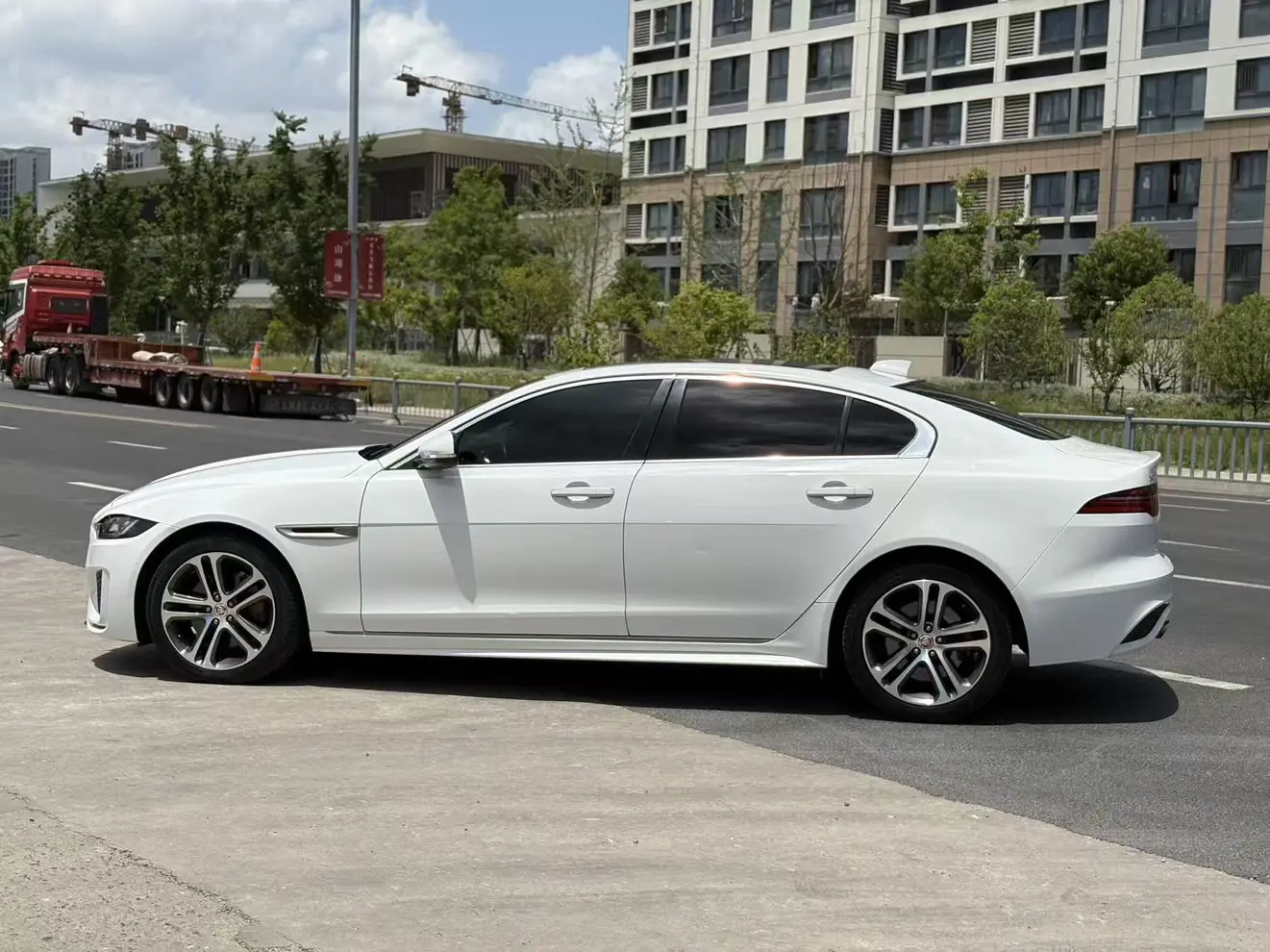 Jaguar XEL