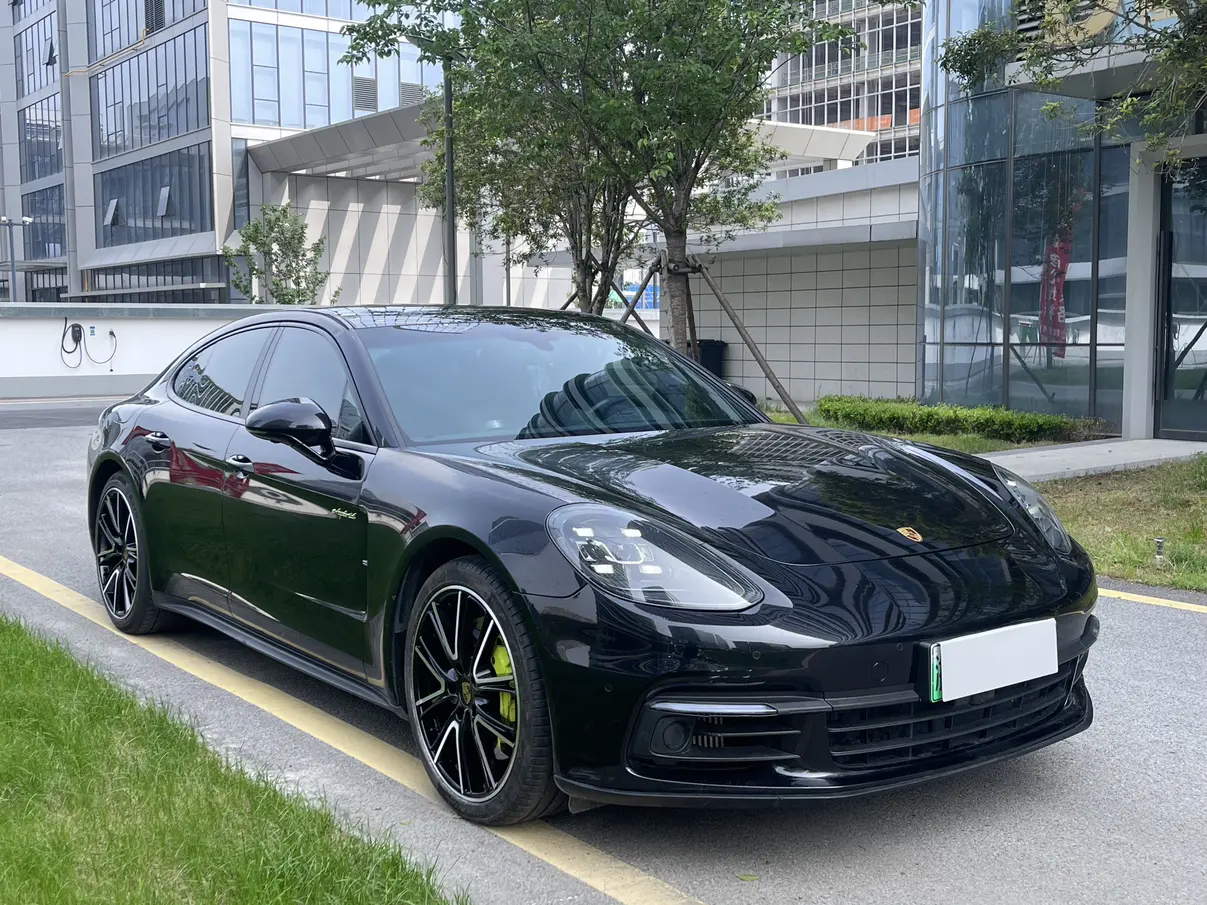 Porsche Panamera E-Hybrid