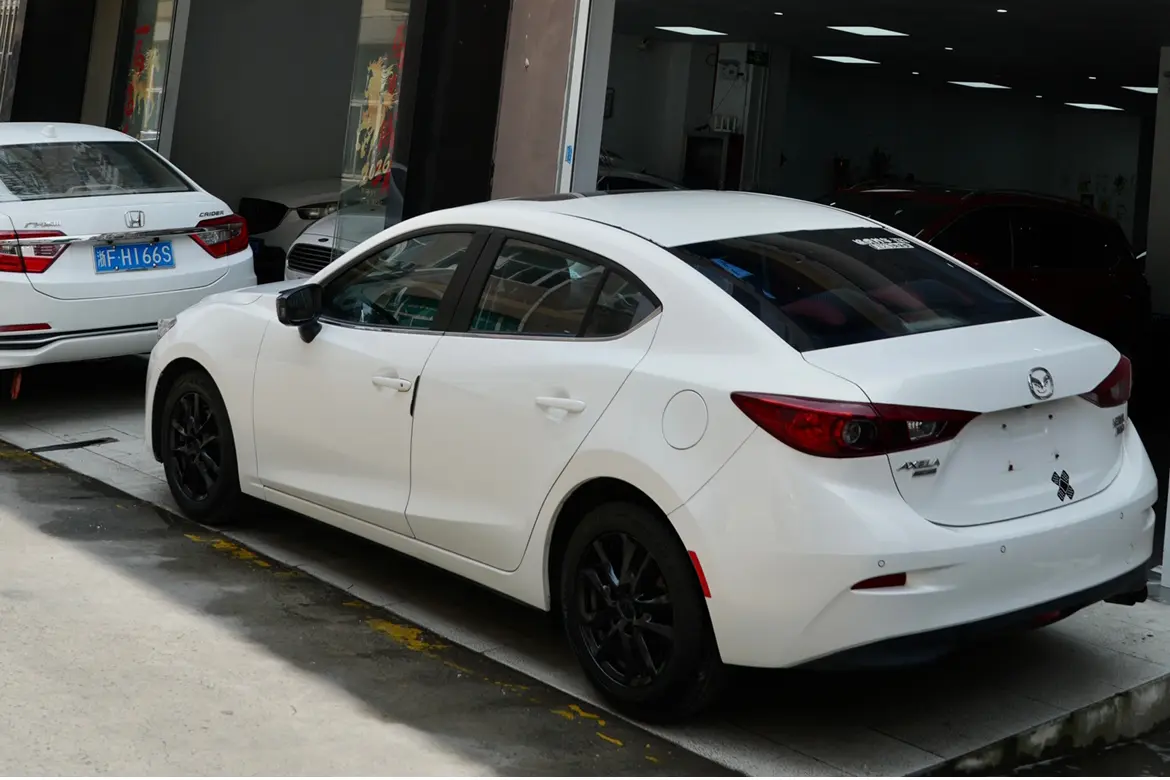 Mazda Axela