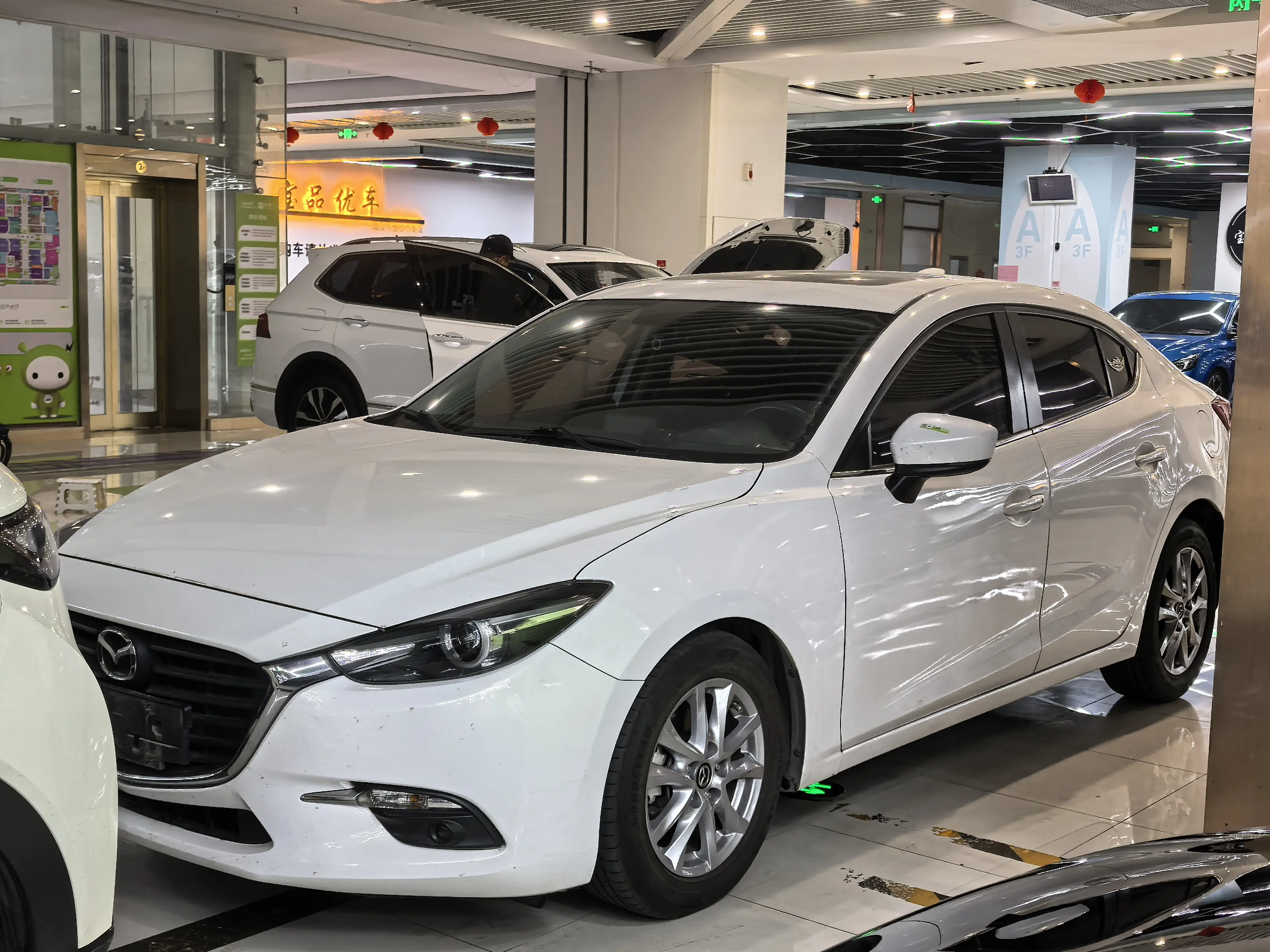 Mazda Axela