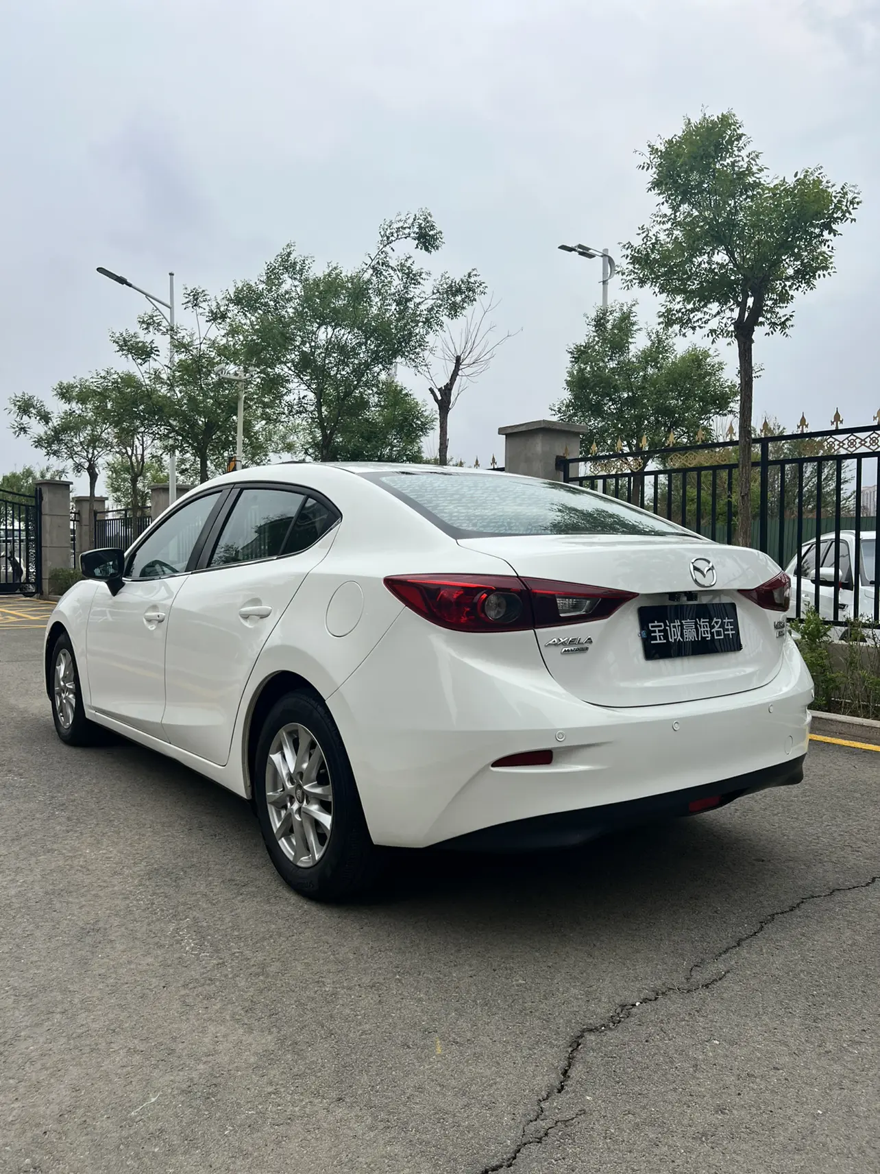 Mazda Axela