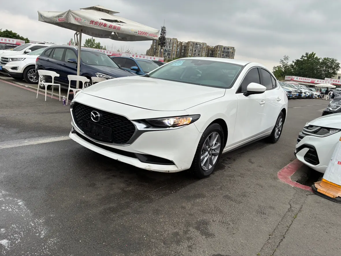 Mazda Axela