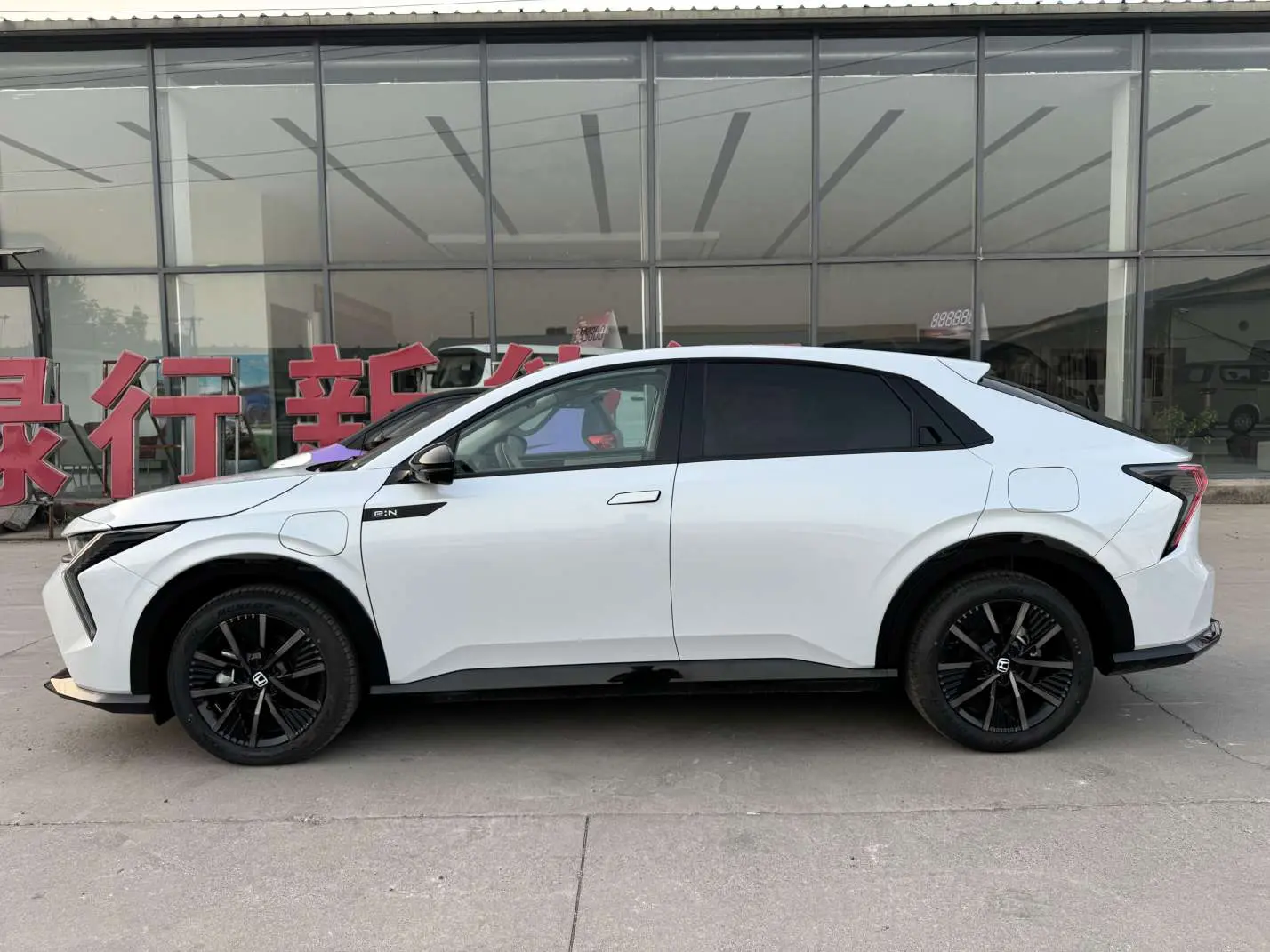 Honda Hunting light e:NS2