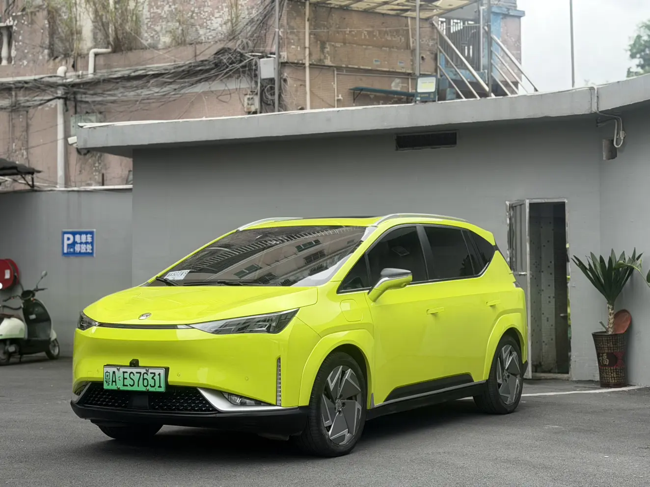 HYCAN Hechuang Z03