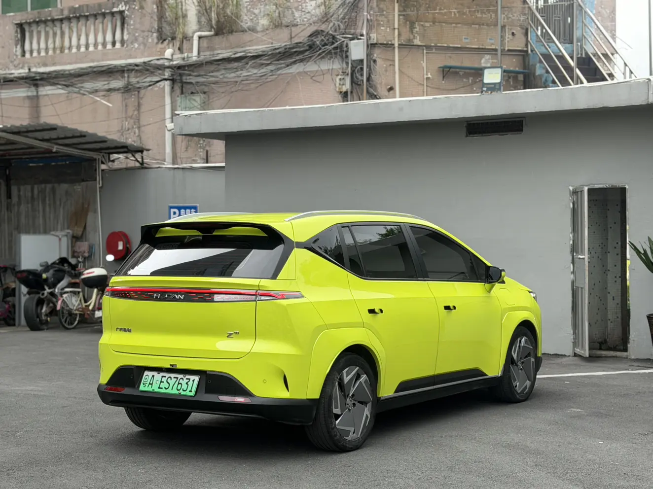 HYCAN Hechuang Z03
