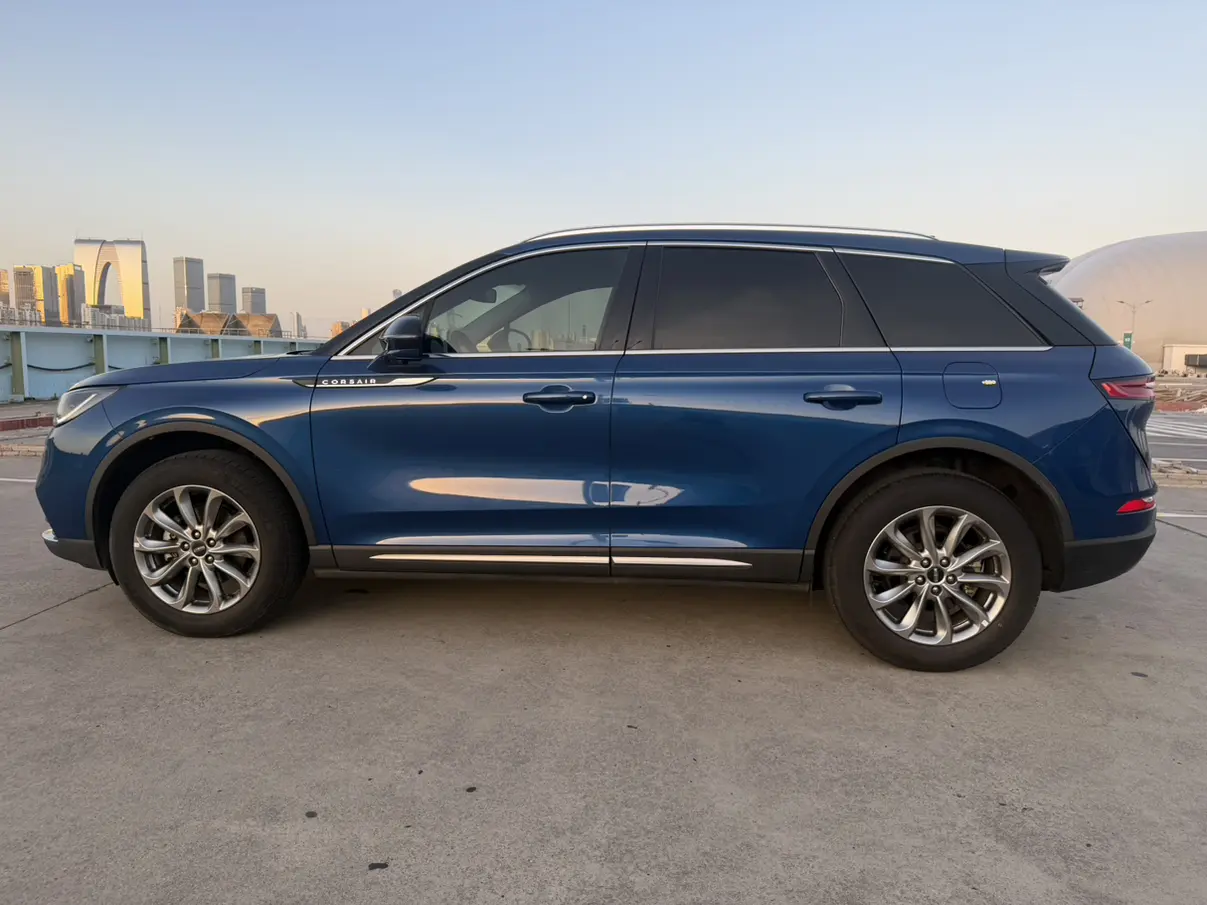 Lincoln Adventurer
