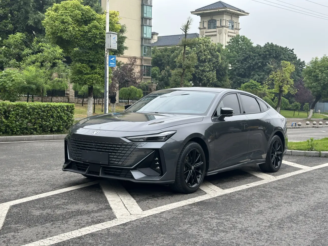 Changan UNI-V