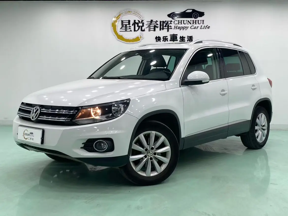 Volkswagen Tiguan (Tharu)