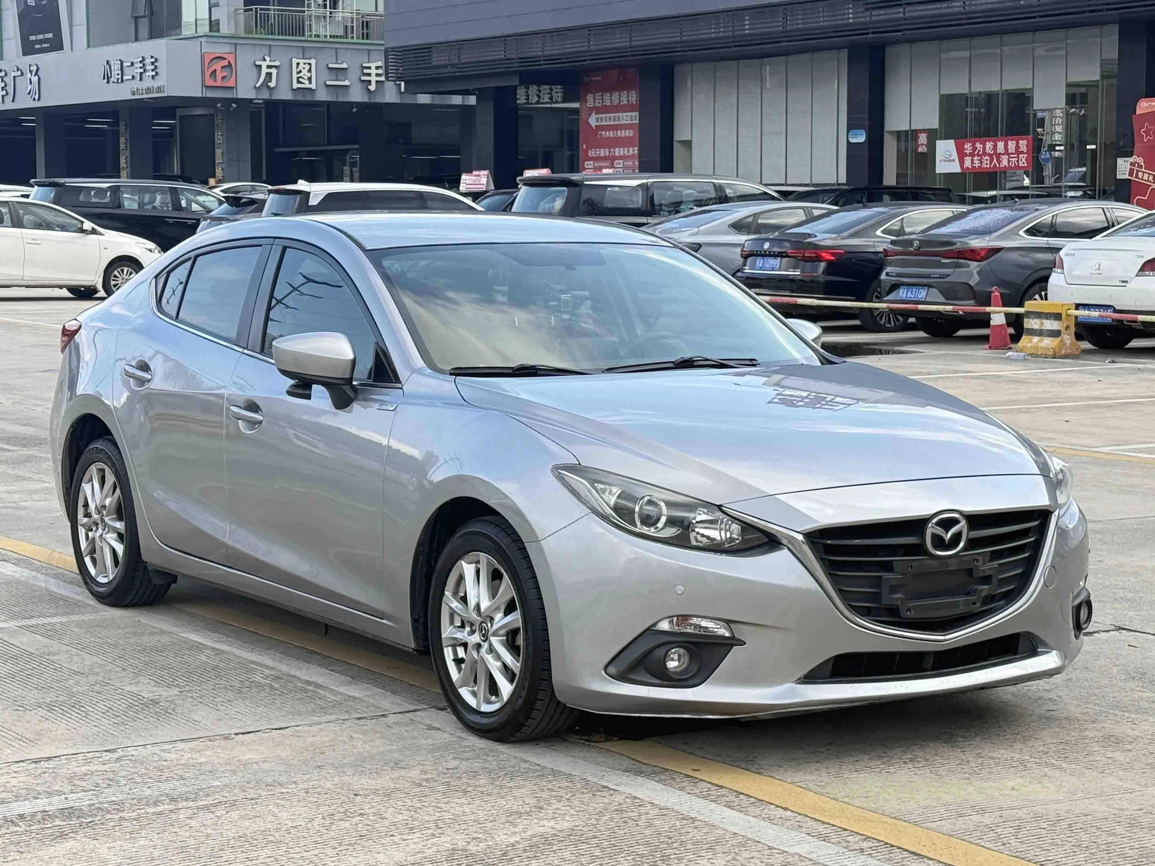 Mazda Axela