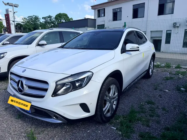 Mercedes-Benz GLA