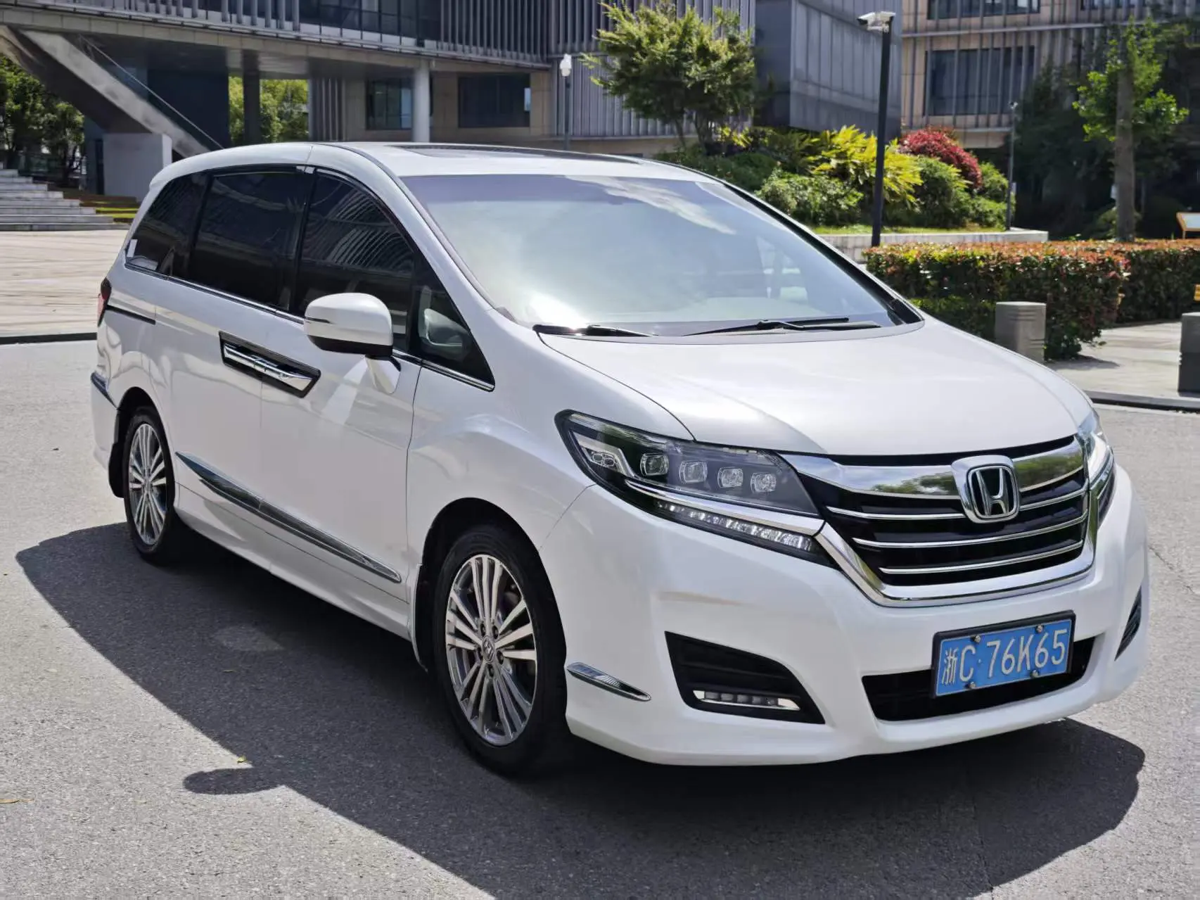 Honda Elysion