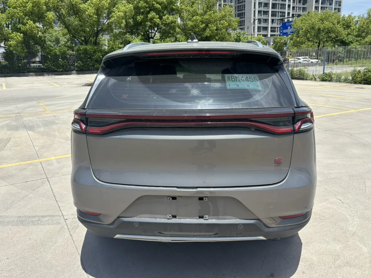 BYD Tang