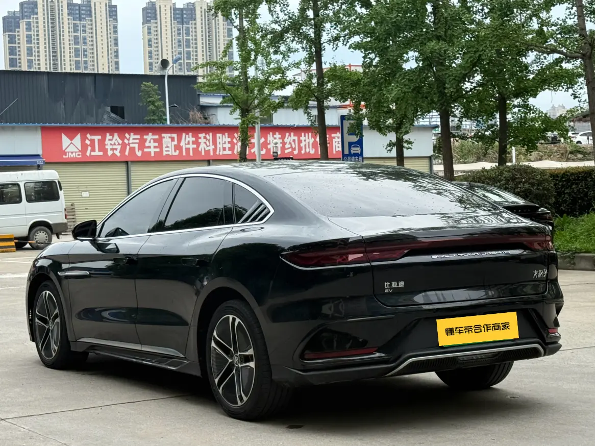 BYD Han EV