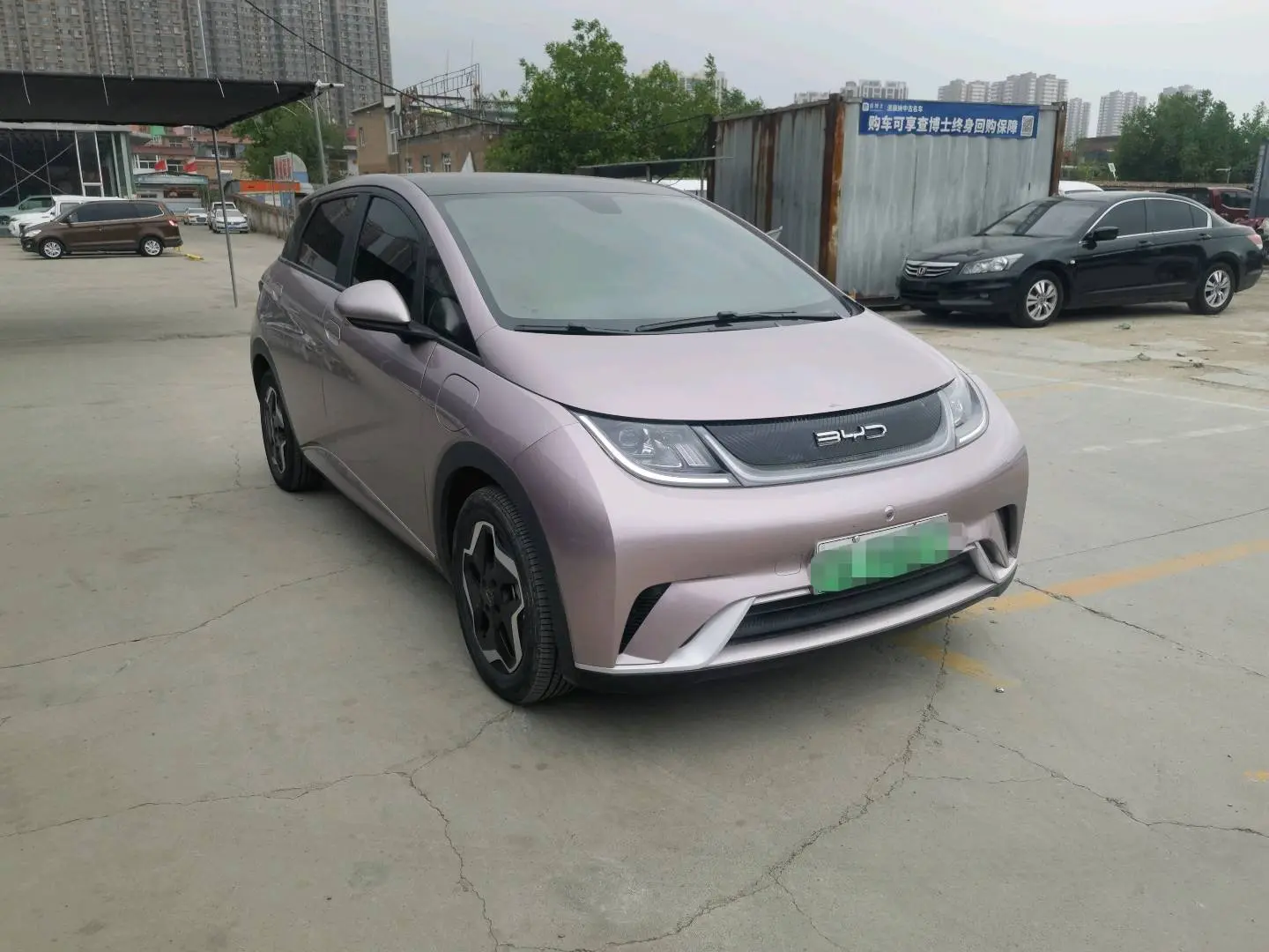 BYD Dolphin