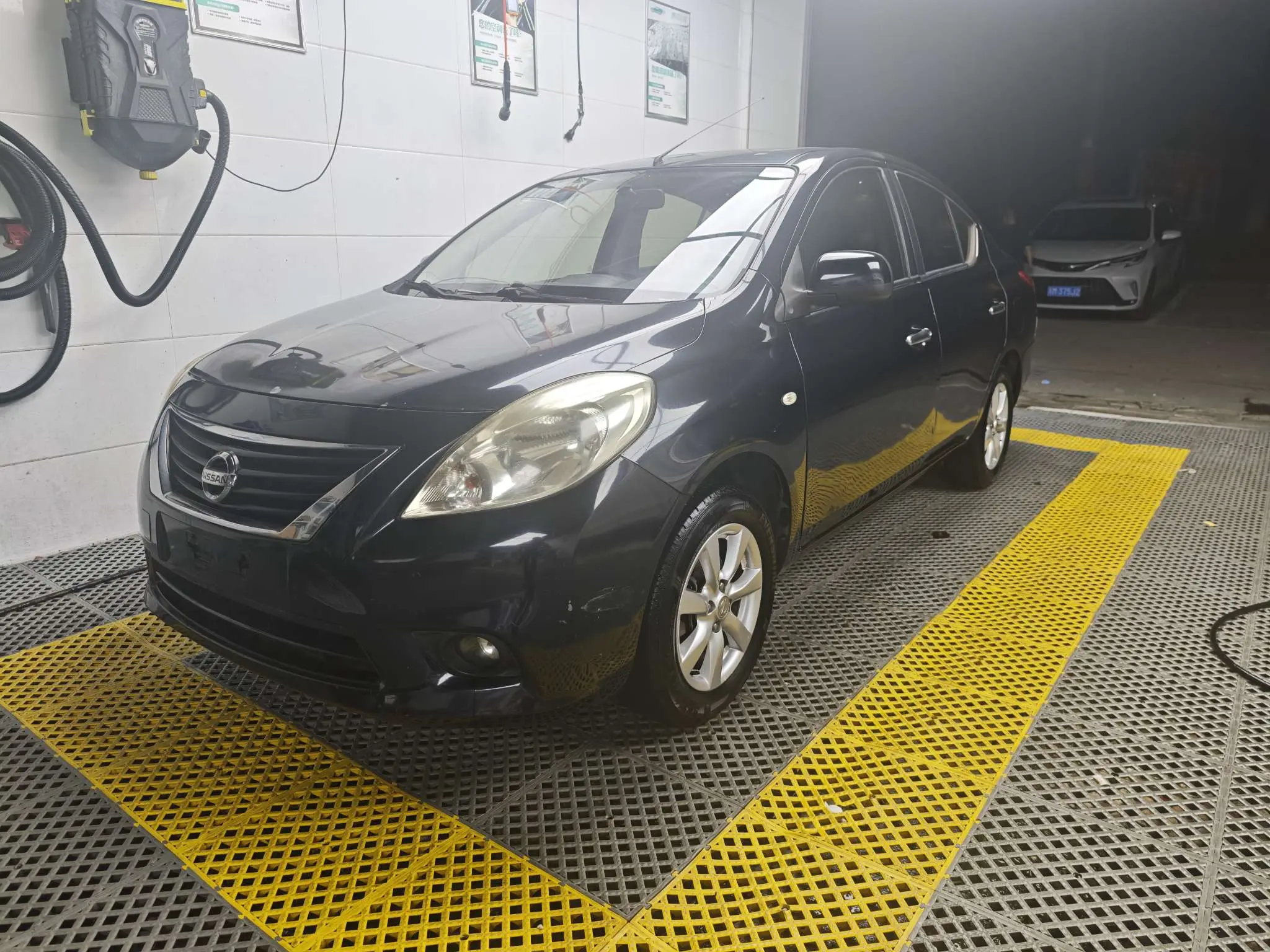 Nissan Sunlight