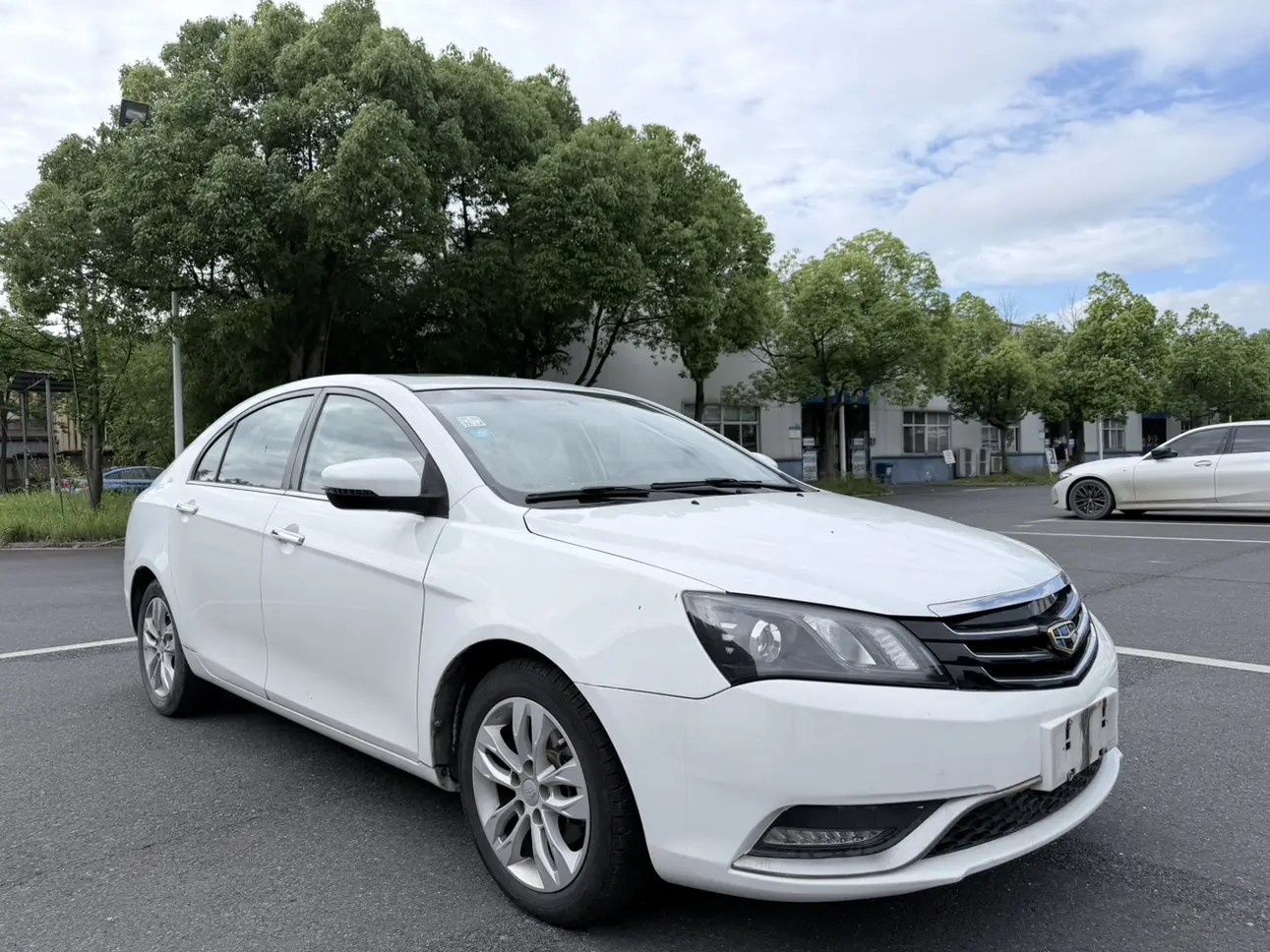 Geely emgrand