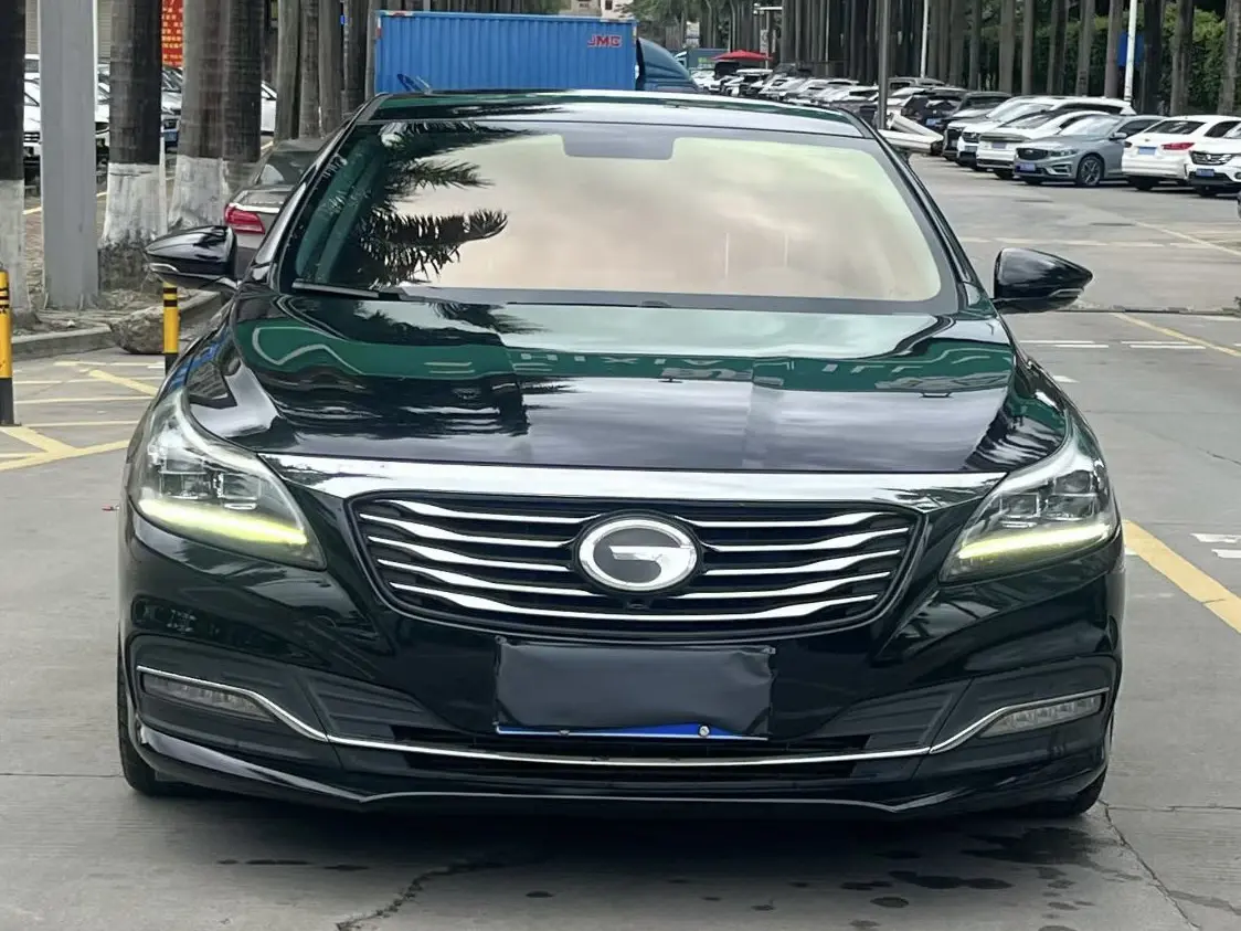 GAC Trumpchi GA8
