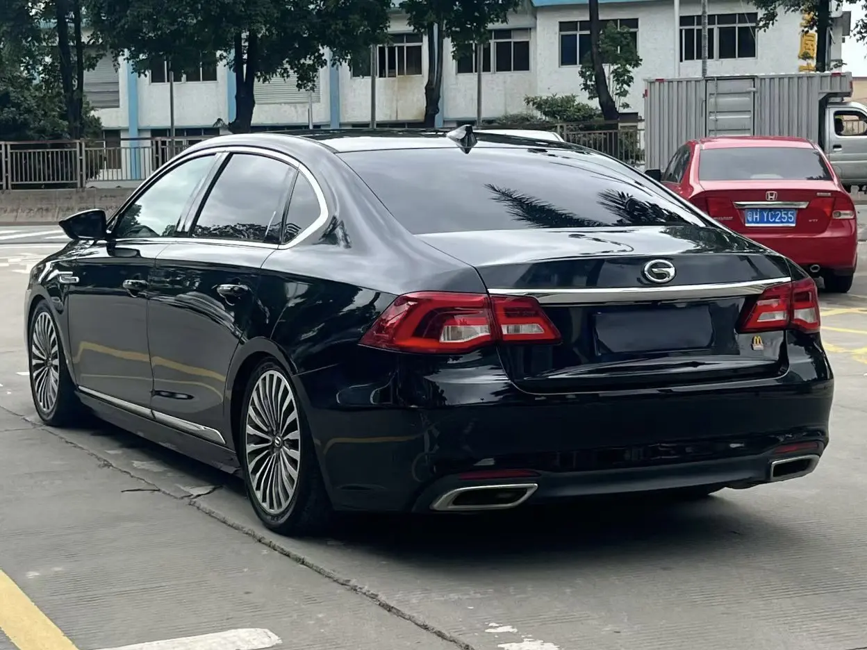 GAC Trumpchi GA8