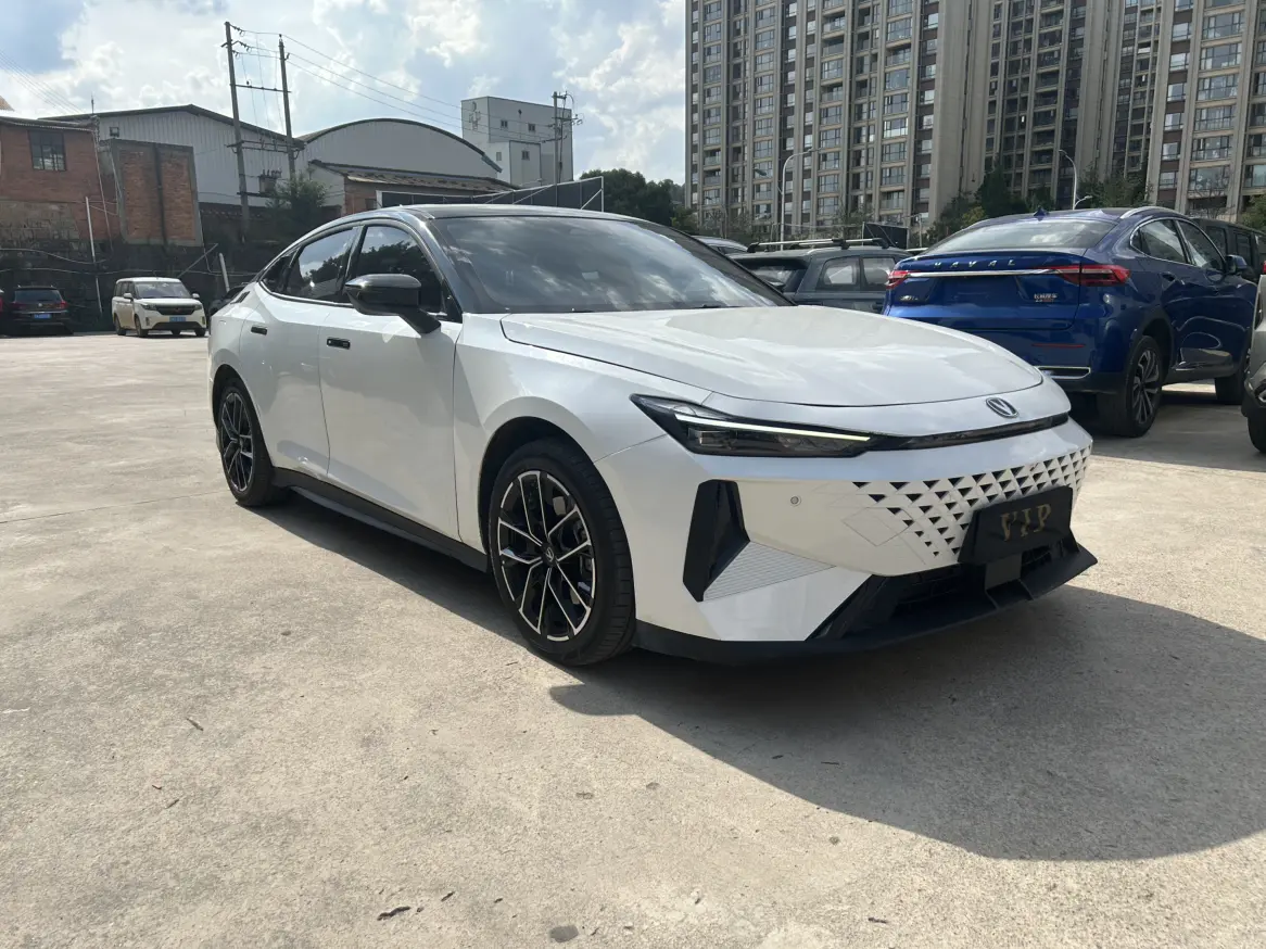 Changan UNI-V Smart Electric iDD