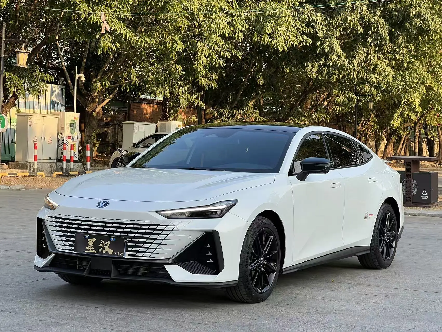 Changan UNI-V