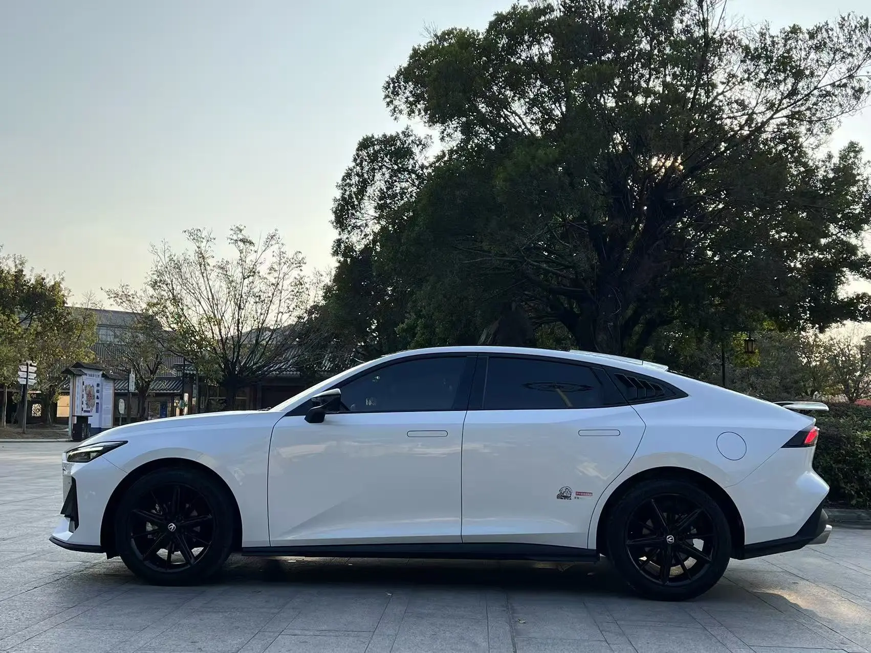 Changan UNI-V