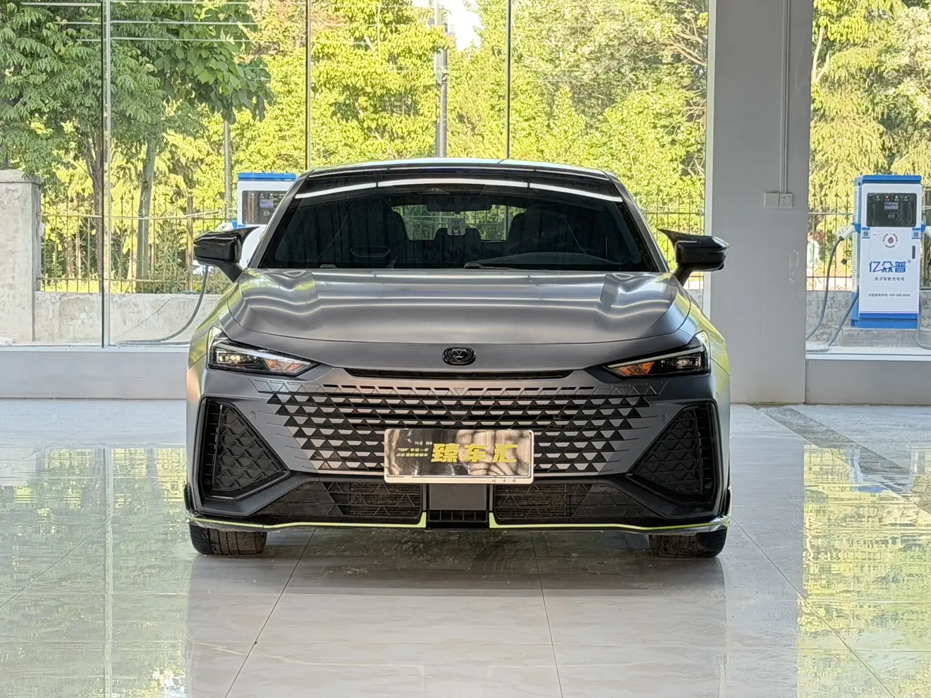 Changan UNI-V