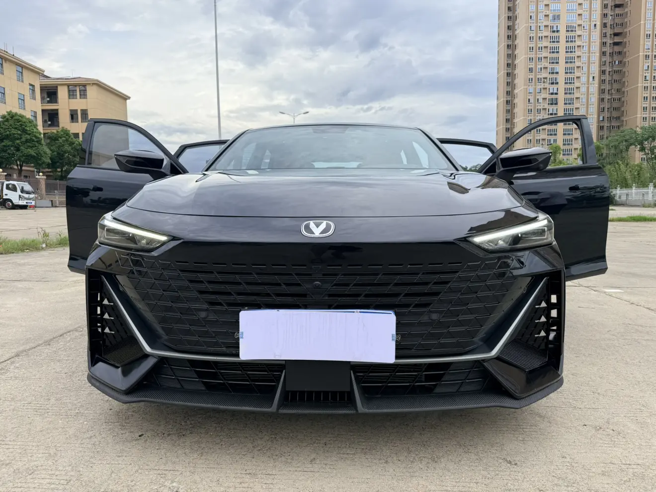 Changan UNI-V