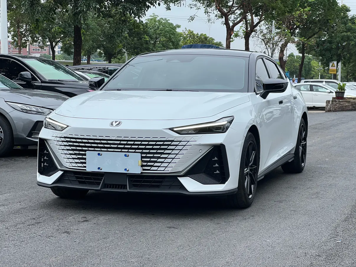 Changan UNI-V