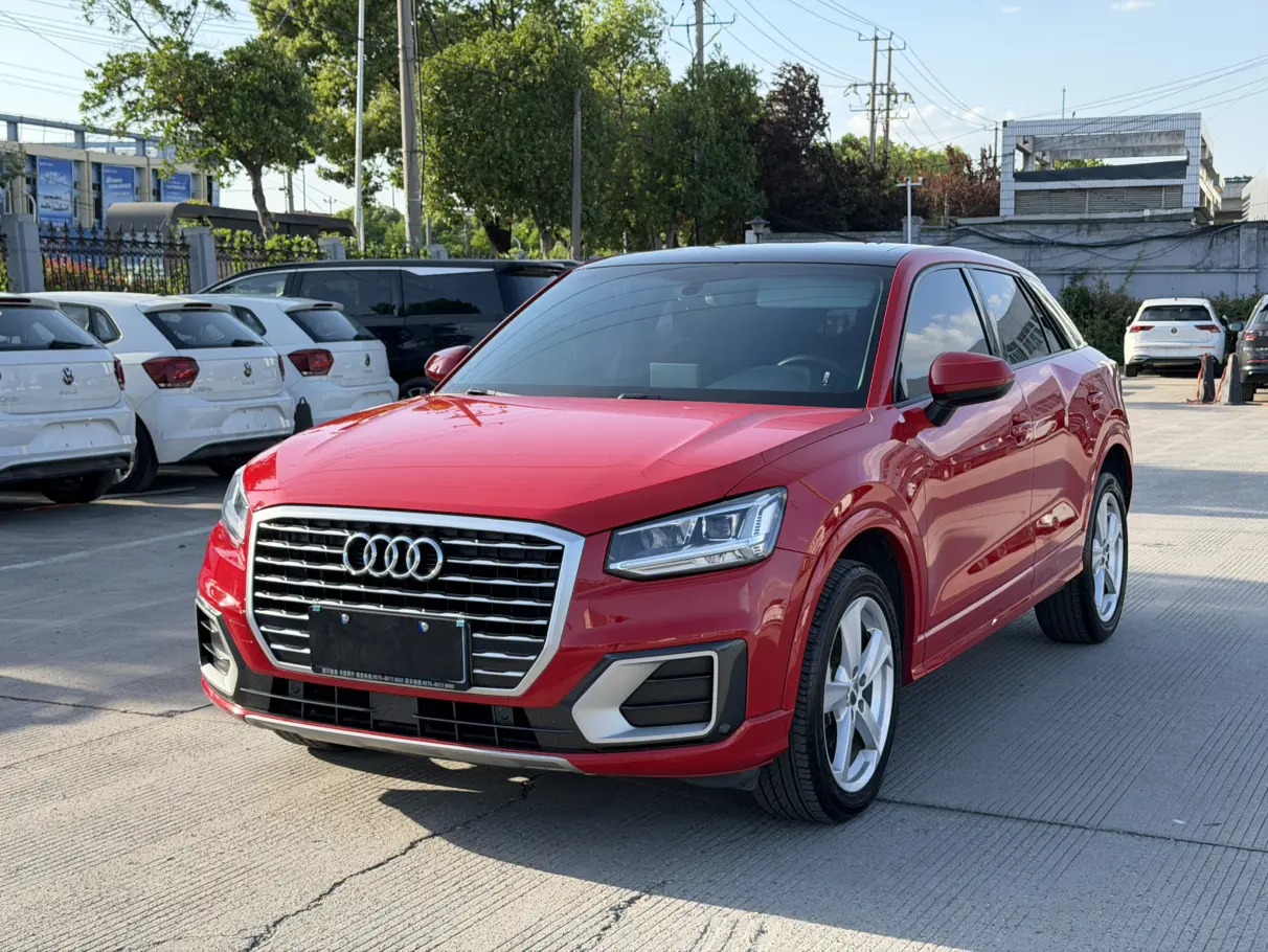 Audi Q2L