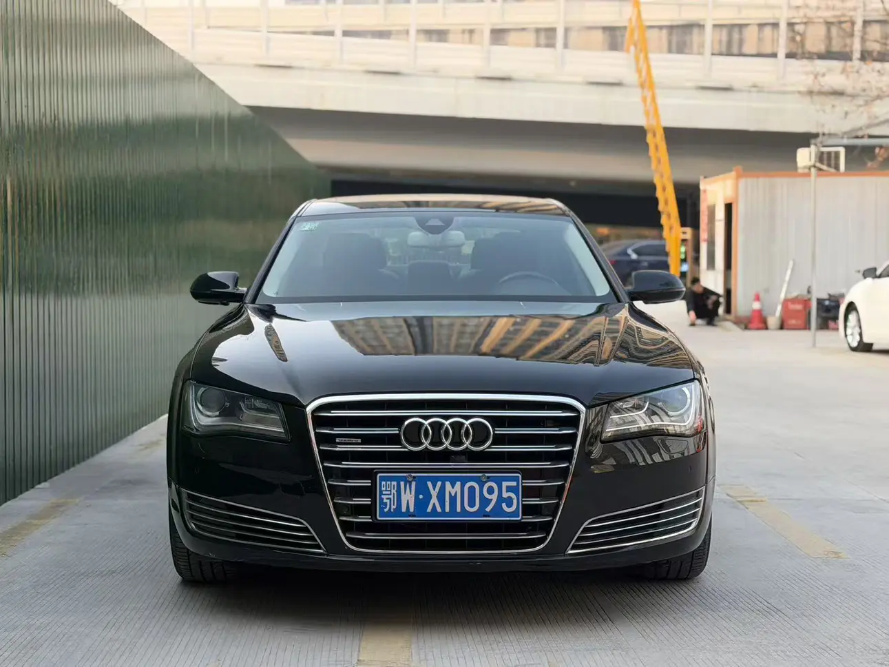 Audi A8