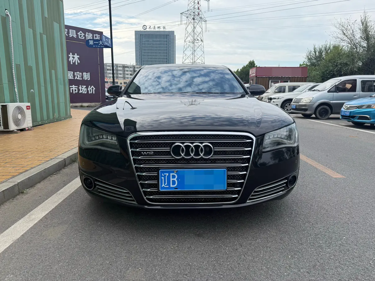 Audi A8